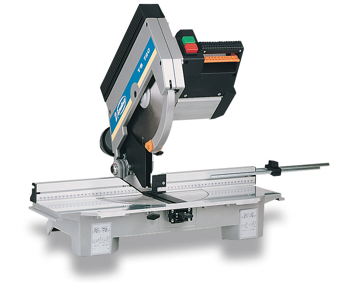 Scie à onglets composés Virutex TS72C