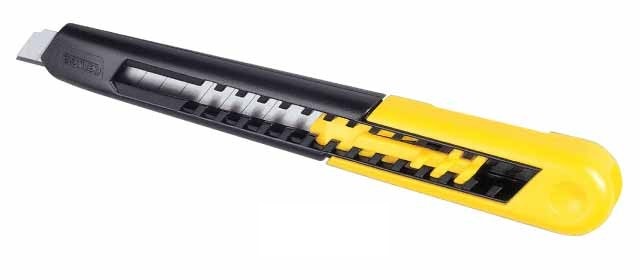 Couteau avec lames remplaçables Stanley 0-98-609