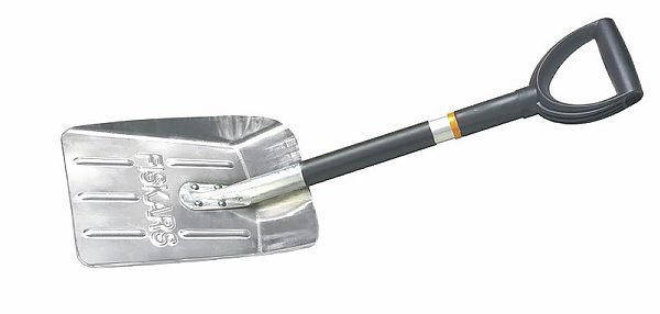 Pelle à neige de voiture légère Fiskars 141020