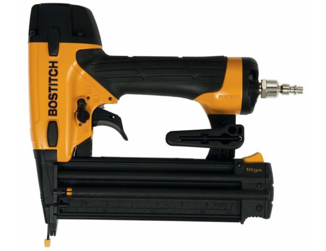 Cloueuse pneumatique Bostitch BT1855-E-BSTAK