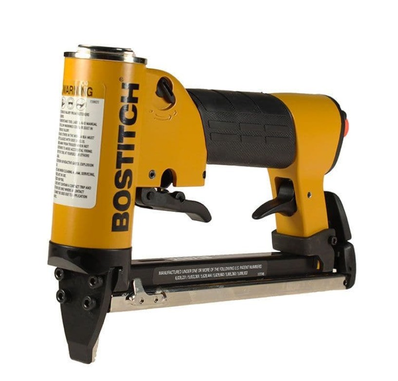 Agrafeuse cloueuse pneumatique Bostitch 21684B-E