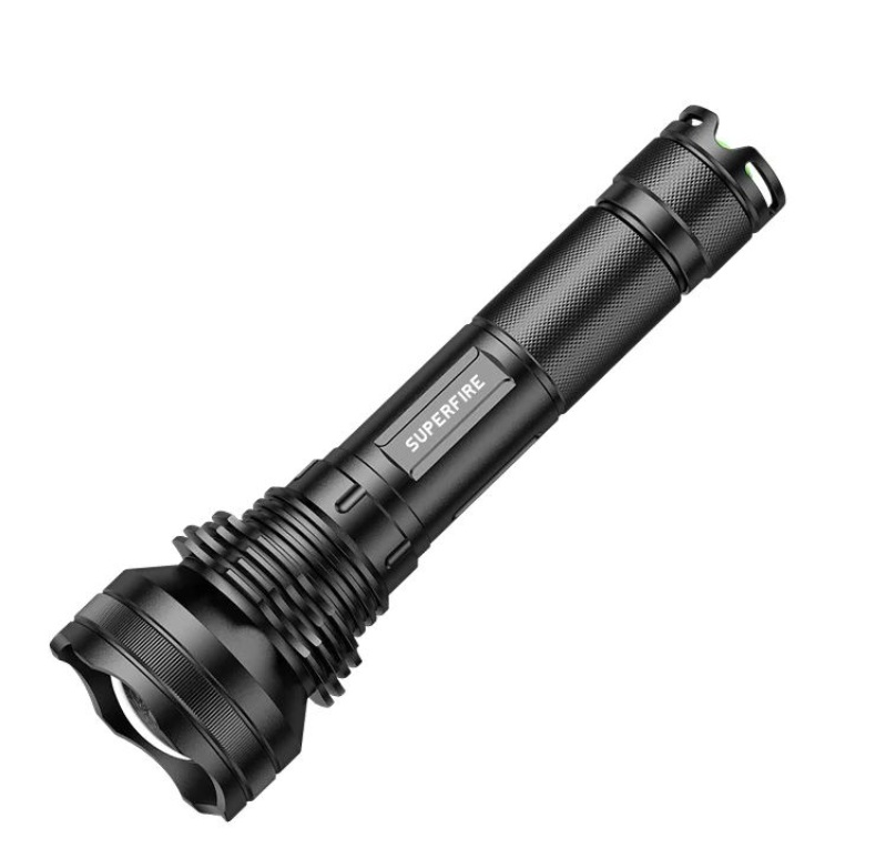 Lampe de poche SUPERFIRE-L3; LED; 2700 lm; 3,7 Ah accu.