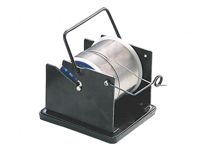 Support mural pour aspirateur Proskit 8PK-033ST