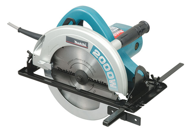 Scie circulaire Makita N5900B