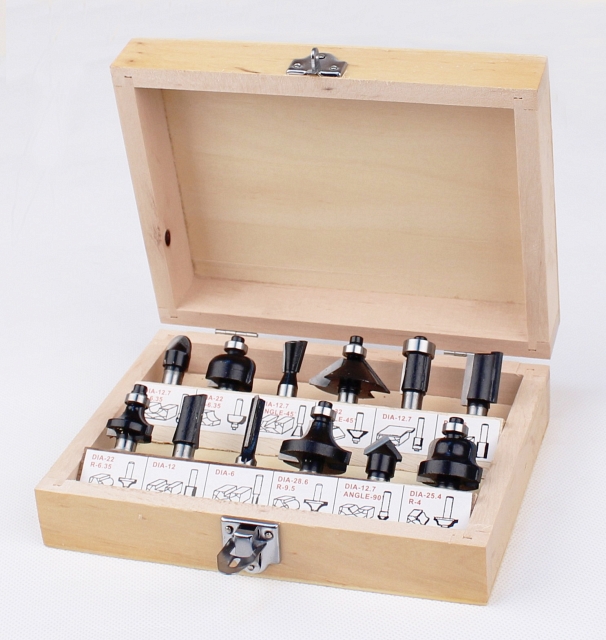 Coffret de forêts pour le bois Hikoki; 12 unités