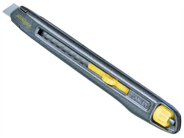 Couteau avec lames remplaçables Stanley; 9 mm