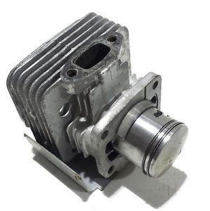 Cylindre du moteur Stiga 28 JD pour la débroussailleuse